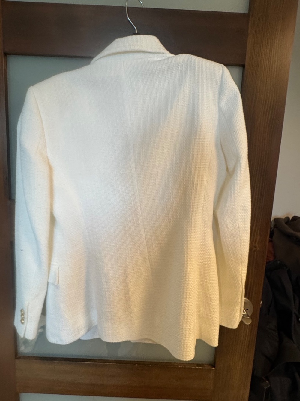 WHITE JACKET - Picture 2 of 2